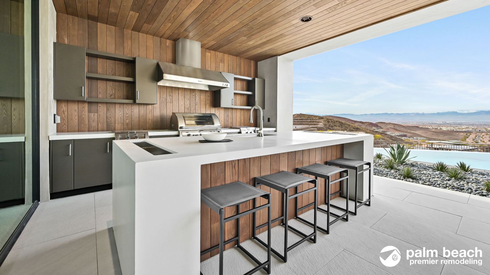 Residential & Commercial Outdoor Kitchen Design & Installation Services In Palm Beach, Florida